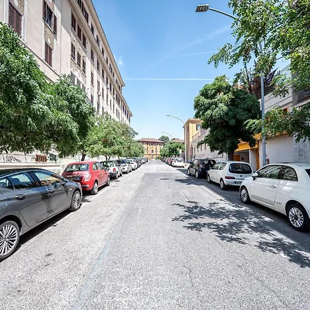 Caracciolo Apartment - Metro San Giovanni-3